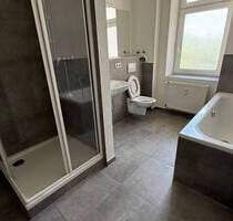 2. OG Laminat Wanne+Dusche+Fenster zwei Balkon u.v.m. - Chemnitz Lutherviertel