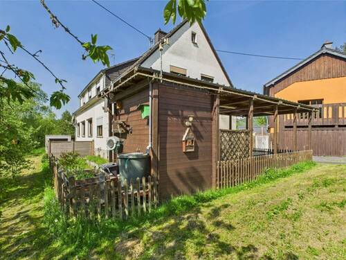 Gartenhäuschen - Doppelhaushälfte mit 87,00 m² in Roth an der Our zum Kaufen