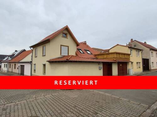 Seitenansicht - 4 Zimmer Einfamilienhaus zum Kaufen in Herbsleben