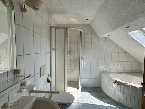 Badezimmer DG - 