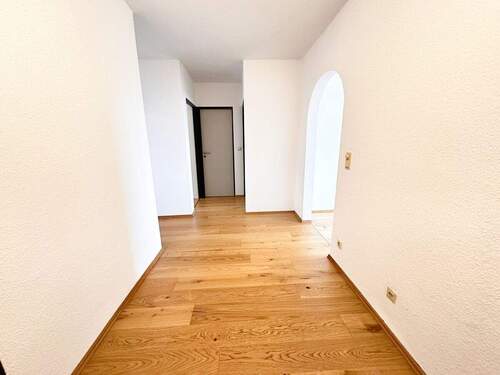 Herzlich Willkommen! - 3 Zimmer Etagenwohnung zum Kaufen in Regensburg