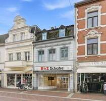 Repräsentatives Wohn- & Geschäftshaus mit Ladenlokal und vermieteter 4-Zimmer-Maisonette - Innenstadt Kevelaer