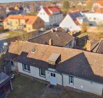 Jetzt zugreifen: Renovierungsbedürftiges Einfamilienhaus samt Garten in Citylage - Neustrelitz