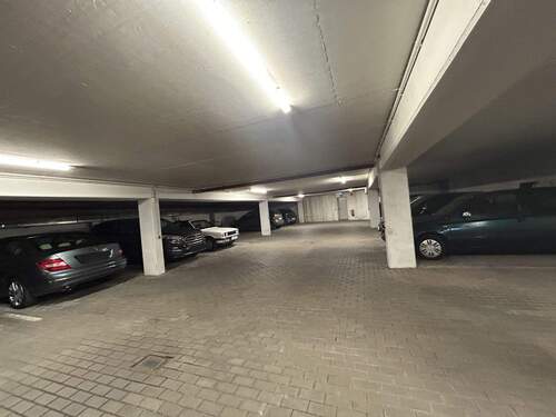 Tiefgarage - 