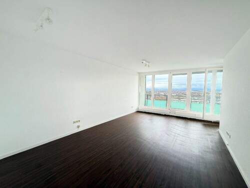 Wohn- und Essbereich - Etagenwohnung mit 54,30 m&sup2; in Stuttgart zur Miete