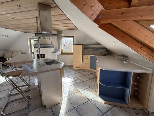 Wohnstudio mit Küche, Essecke - 