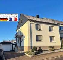 Schönes 1 bis 2 Familienhaus in Sankt Ingbert mit Garage und Garten