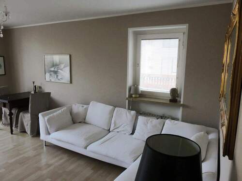 Bild 1 - Schöne, helle 2-Zimmer-Wohnung mit Balkon in Bogenhausen-Denning