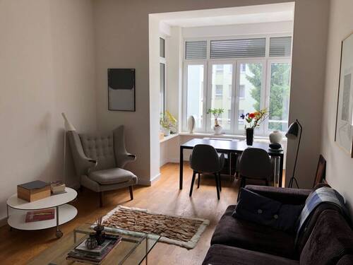 Wohnzimmer - 3 Zimmer Etagenwohnung in Frankfurt am Main / Seckbach