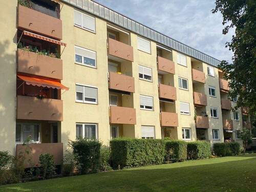 Aussenansicht - Nähe Sanaklinik! 4-Zi.-ETW mit 2 Balkonen