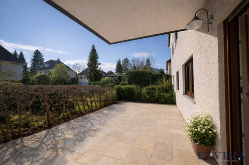 Terrasse - 3 Zimmer Etagenwohnung zur Miete in München