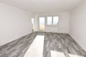 Wohnzimmer - 3 Zimmer Etagenwohnung zur Miete in Zschopau