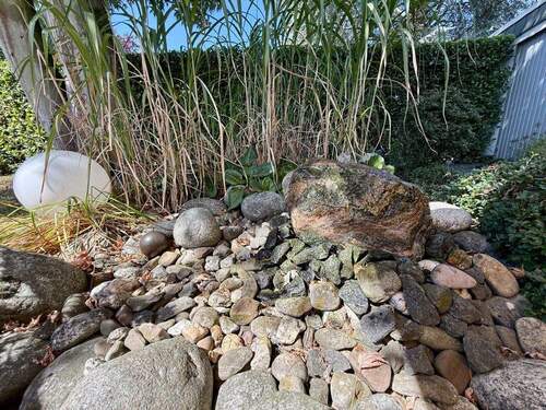 Sprudelstein im Garten - 