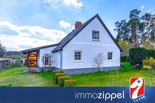 Titel - Natur pur in der Uckermark: Charmantes Landhaus-EFH mit Garten, Kaminofen & Garage