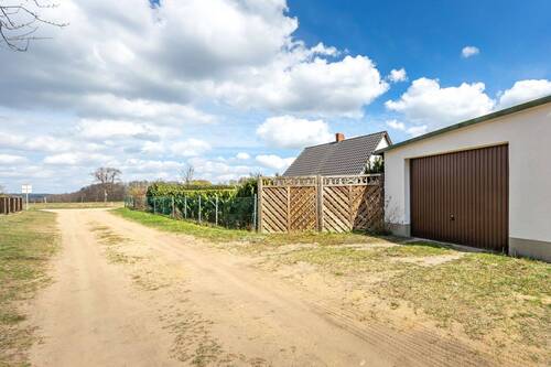 Garagenzufahrt über Privatstraße - 