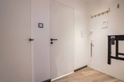 Flur(1) - 