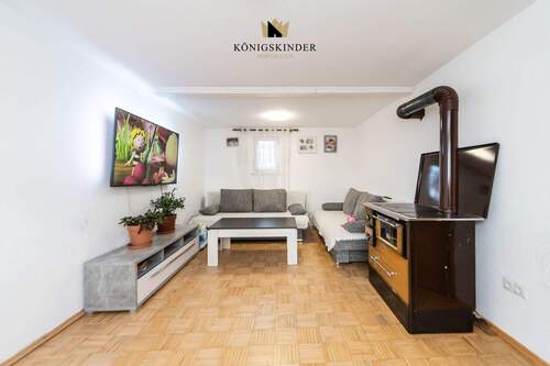 Wohnzimmer - Etagenwohnung mit 87,00 m&sup2; in Markgröningen / Unterriexingen zum Kaufen