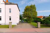 Zufahrt - Mehrfamilienhaus, Wohnhaus in Altmittweida zum Kaufen