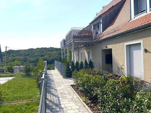 Aussenansicht - Fränkisches Seenland! Ferienwohnung od. Eigennutzung! Top-Wohnung m. Terr. und Garten