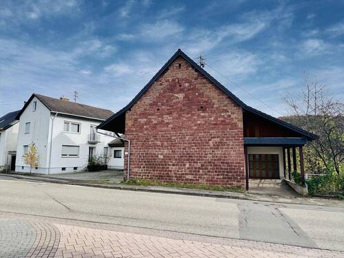 Carport und Garage - 