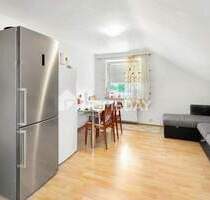 Gut vermietete 2-Zimmer-Dachgeschosswohnung in guter Lage von Königsbrunn