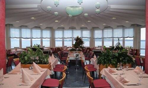 Restaurant - Einfamilienhaus in Rijeka