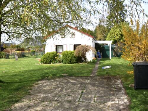 Ferienhaus 1: Außenansicht - 6 Zimmer Mehrfamilienhaus, Wohnhaus zum Kaufen in Friedrichskoog