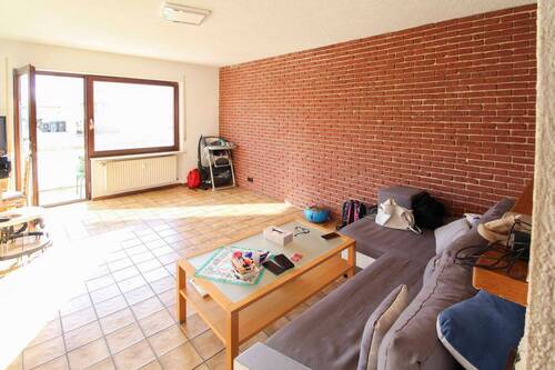 Wohnzimmer - 1 Zimmer Etagenwohnung in Böblingen