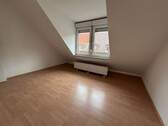 Wohnzimmer - 2 Zimmer Etagenwohnung zur Miete in Mannheim / Neckarstadt-Ost