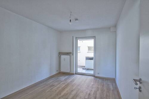 Kinderzimmer mit Balkonzugang - 4 Zimmer Etagenwohnung in Tutzing