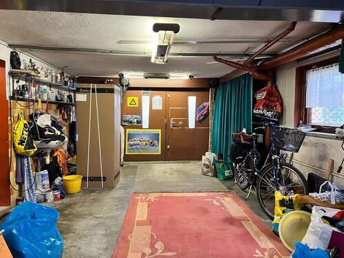 Garage - 