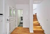 Referenzbild - Maisonette - ++ Maisonette Traum im sanierten Erstbezug mit Balkon, Dachterrasse, Wohnküche, Parkettfußboden, 3 Bäder, Ankleide, Außenstellplatz ++