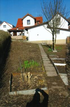 WH und Gartenansicht - 