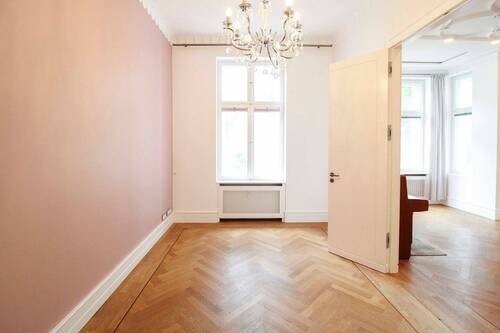 Zimmer 1 - 