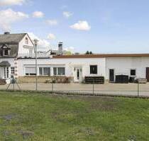 Wohnen, Vermieten, Gestalten - charmantes Ensemble in ruhiger Feldrandlage mit großem Garten - Kehlbach