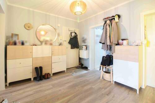 Eingangsbereich Flur - 