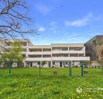 Traumlage trifft Potenzial! Renovierungsbedürftige Wohnung mit einzigartiger Südterrasse - Regensburg Weichs