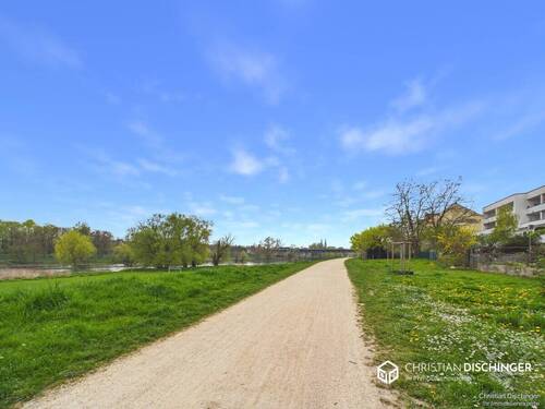 Fuß-/Fahrradweg nach Regensburg - 