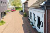 Haus und Straße - 
