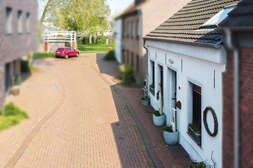 Haus und Straße - 