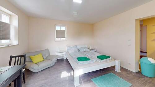 Schlafzimmer (Wohnung 1) - 