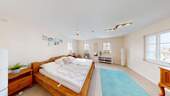 Schlafzimmer 1 (Wohnung 2) - 