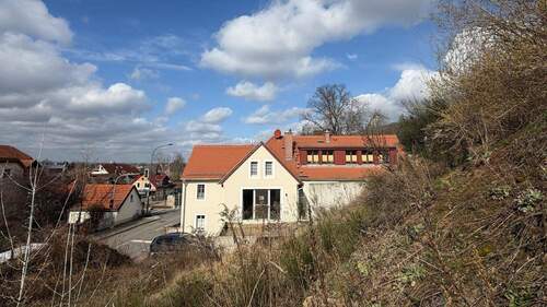 Hausansicht von der Seite - 