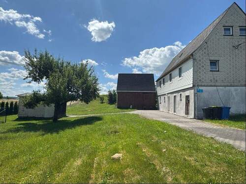 Zufahrt - 6 Zimmer Einfamilienhaus in Weißenborn