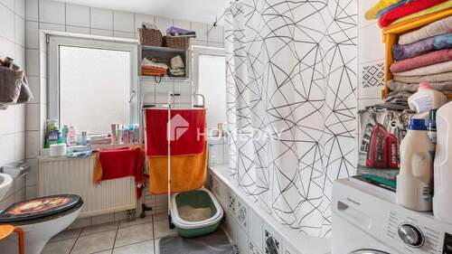 1. OG Badezimmer 1 - 