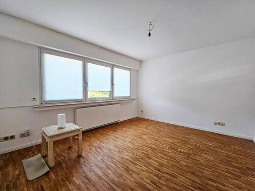 Arbeits- oder Gästezimmer - 