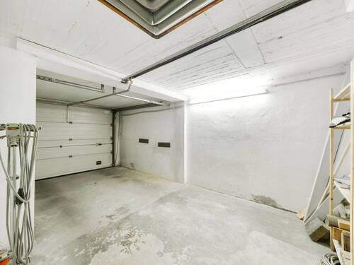 Garage - 