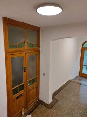 Treppenhaus - Mehrfamilienhaus, Wohnhaus zum Kaufen in Münchberg