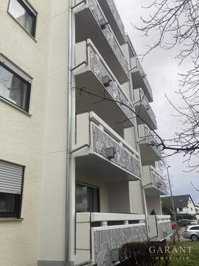Außenansicht - Attraktive 2 Zimmer-Wohnung mit Balkon & Tiefgaragenstellplatz in Weinheim