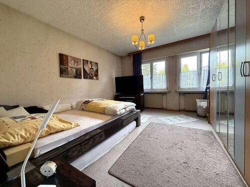 Schlafzimmer EG - 